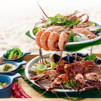seafood-tower-for-lovers